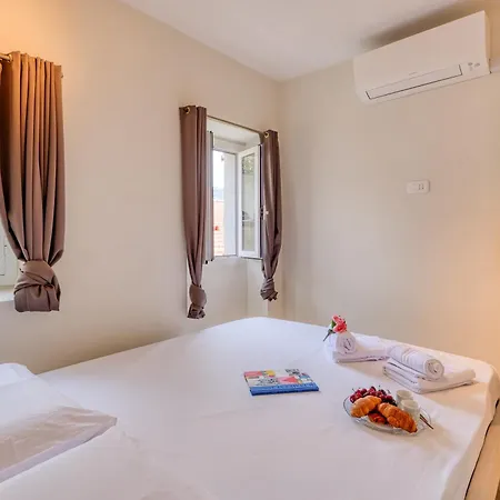 Boutique Casa Del Giudice Daire