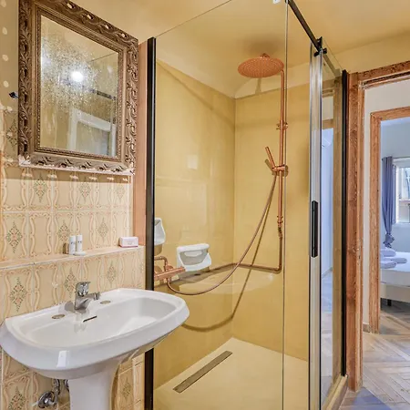 Boutique Casa Del Giudice Daire *